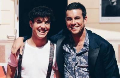 El divertido video de Mario Casas y su hermano Óscar haciendo twerking - C9N