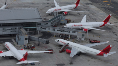 HOY / Afamada aerolínea se declara en quiebra ante la depresión mundial