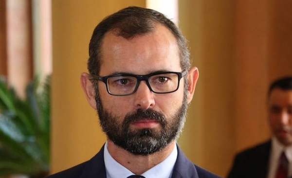HOY / Reunión entre la Dirección Nacional de Contrataciones Públicas y la Cámara Paraguaya de la Industria del Software, sobre la adquisición del software para el IPS