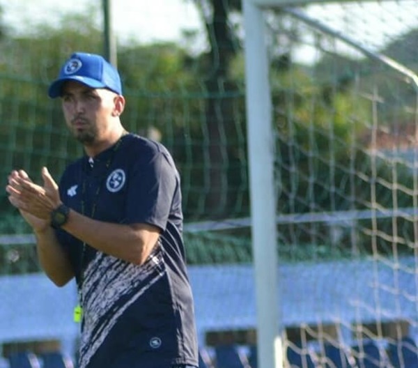 Federico Marino: "Le estamos pidiendo al plantel que se brinde al máximo"