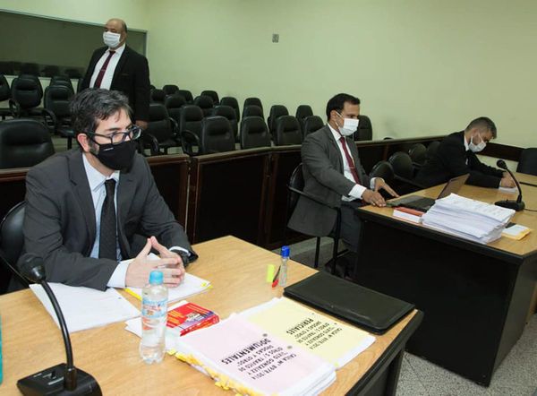Juicio por tráfico de 530 kilos de cocaína pasó para el lunes