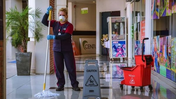 Limpieza y desinfección de espacios de trabajo son cruciales en tiempos de pandemia
