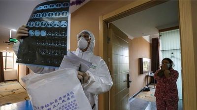 “Cada vez es menos agresivo”, opina un experto en Covid-19