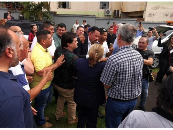 Padre de diputado ya murió y Corte sigue con permiso de visita