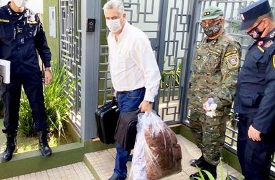 Intendente   se encuentra   confinado en sede militar - Interior - ABC Color