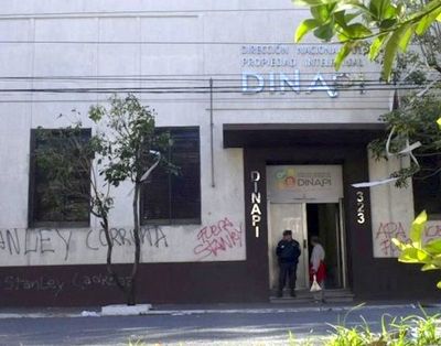 Dinapi suspende atención por Covid