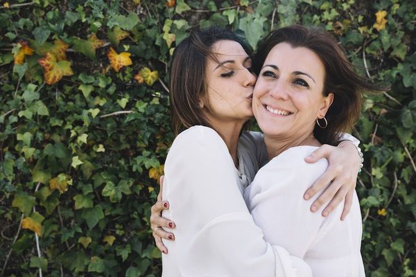Younique lanza la promo para mimar a las madres
