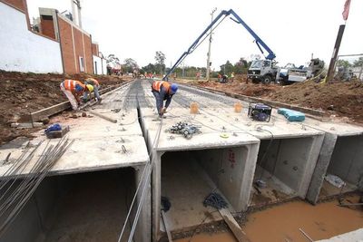 Servicios y obras tuvieron fuertes efectos de medidas