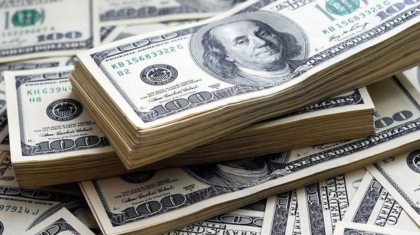 Dólar sigue fuerte ante el guaraní en comparación con divisas regionales