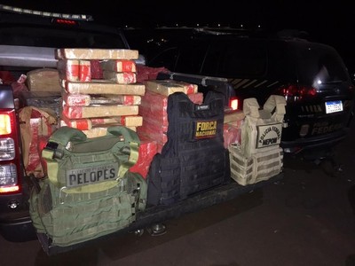 Decomisan más de 600 kilos de MAIRHUANA a orillas del río PARANA