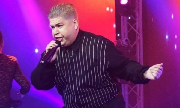 Orly López ofrece serenata virtual por el día de las madres