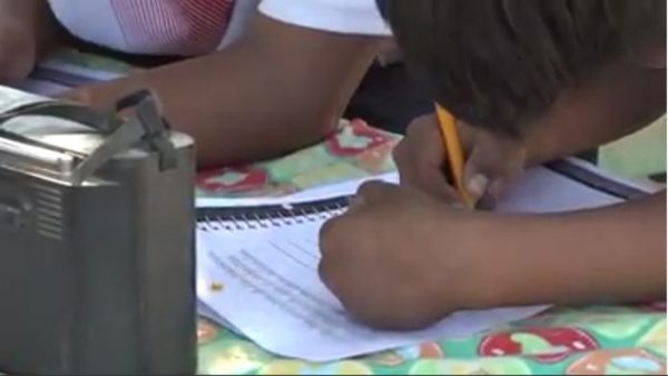 DOCENTES DEL CHACO EXTREMAN CREATIVIDAD PARA SEGUIR LA EDUCACIÓN EN TIEMPOS DE PANDEMIA