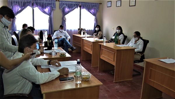 Junta Municipal de Irala Fernández debatió sobre el faltante o no de dinero público