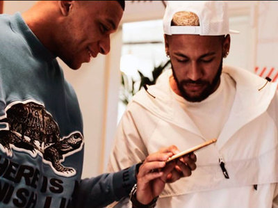 Los campeones de la Ligue 1 reciben un regalo especial