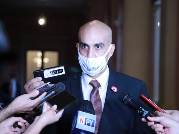 Salud, a la espera de recibir insumos médicos para verificarlos