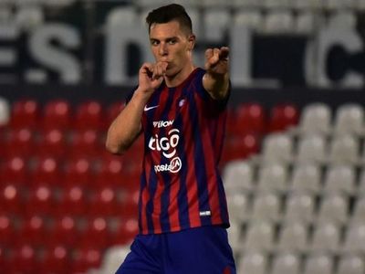 FIFA emplaza a Cerro a pagar por Churín
