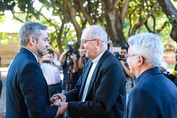 Abdo Benítez rechaza el Tedeum con presencia de autoridades - Nacionales - ABC Color