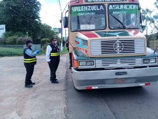 Del 14 al 17 de mayo, sin buses al interior del país