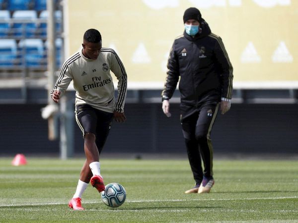 Zidane aumenta la carga de trabajo en el tercer entrenamiento