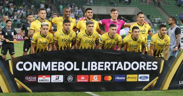 Raúl Bobadilla y Guillermo Benítez extienden contrato con el Aborigen