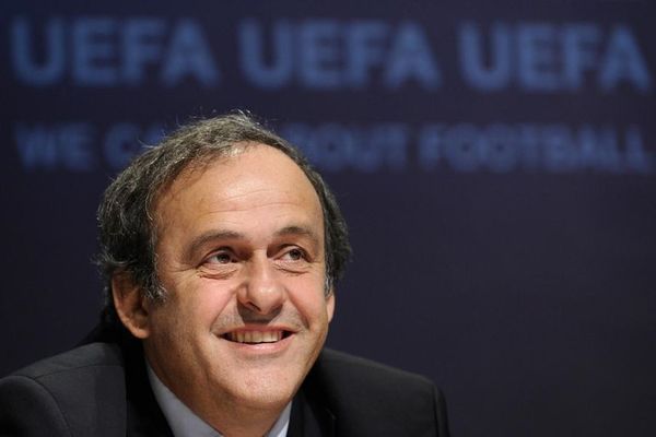 Platini disparó contra Infantino: “debería renunciar a su puesto” - Fútbol - ABC Color