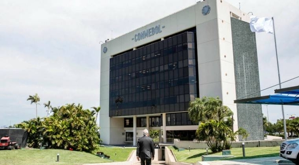 HOY / Conmebol analiza los posibles escenarios del fútbol continental