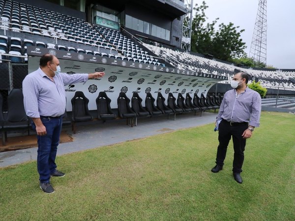 Ningún estadio cumple por ahora con los requisitos para volver