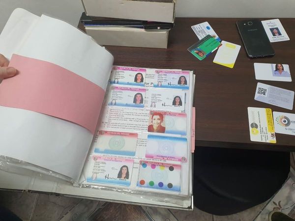 Desbaratan imprenta donde supuestamente falsificaban documentos