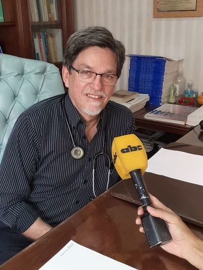 Ante existencia de pocos casos respiratorios, se confirmaría baja circulación viral del COVID-19, según infectólogo - A La Gran 7-30 - ABC Color