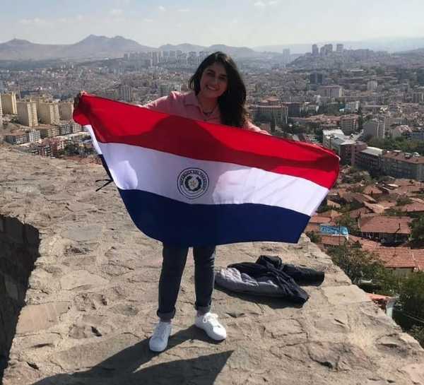 Paraguaya relata cómo es la cuarentena en Turquía | Noticias Paraguay