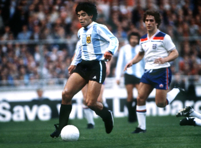 A 40 años del histórico "No gol" de Maradona