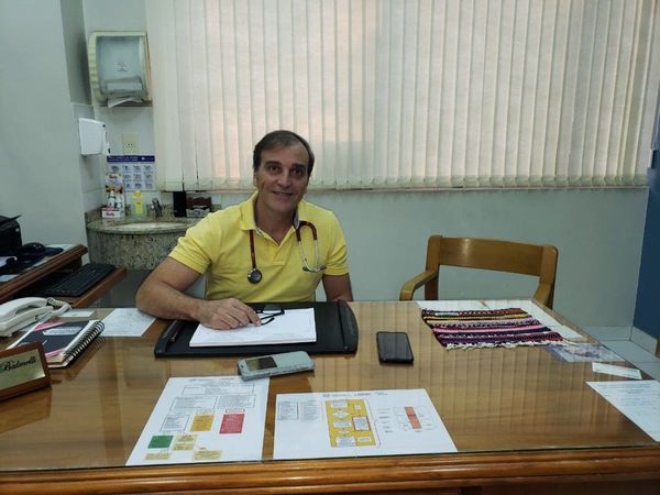 Covid-19: Infectólogo advierte de atraso en llegada de equipos a hospitales