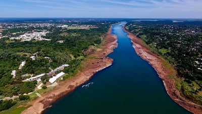 Itaipú abrirá COMPUERTAS del VERTEDERO para permitir navegabilidad del río PARANA