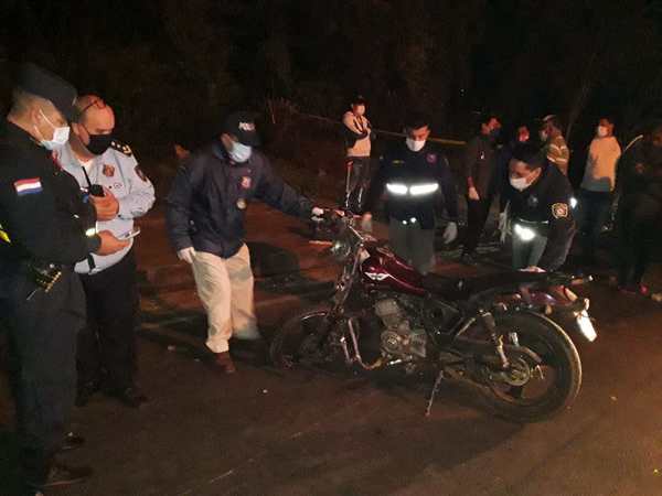Dos hermanos mueren en accidente de moto en Luque • Luque Noticias