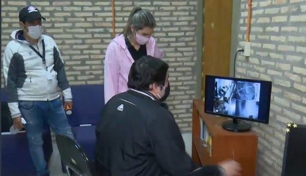 Fiscalía allana Gobernación de Central por denuncia de violación de la cuarentena - ADN Paraguayo