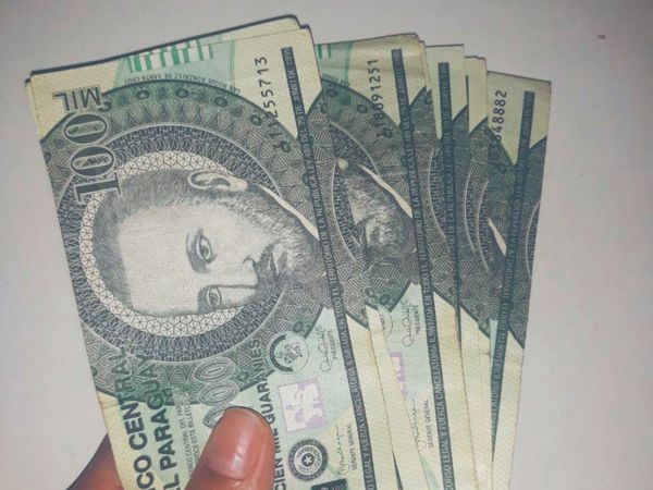 Mamás ya no mandan tanta plata a exparejas