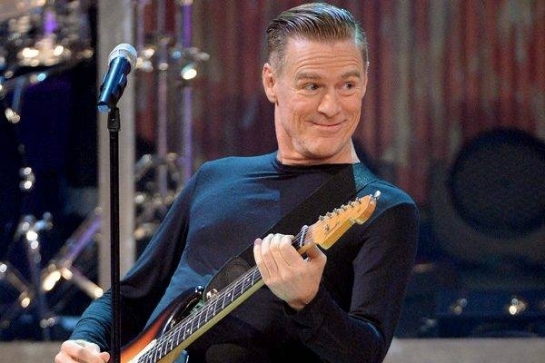 HOY / Bryan Adams se disculpa tras comentarios racistas contra China por COVID-19