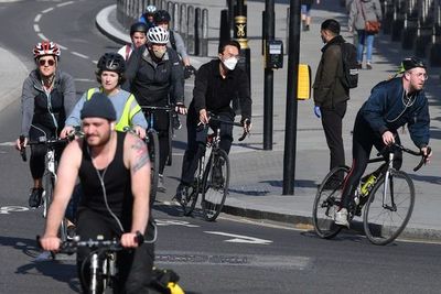 Ante la pandemia, Europa se sube a la bicicleta - Mundo - ABC Color