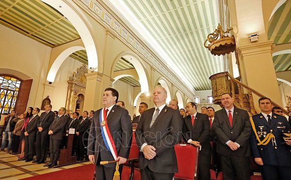 El papa Francisco saludó al Paraguay por sus 206 años de independencia
