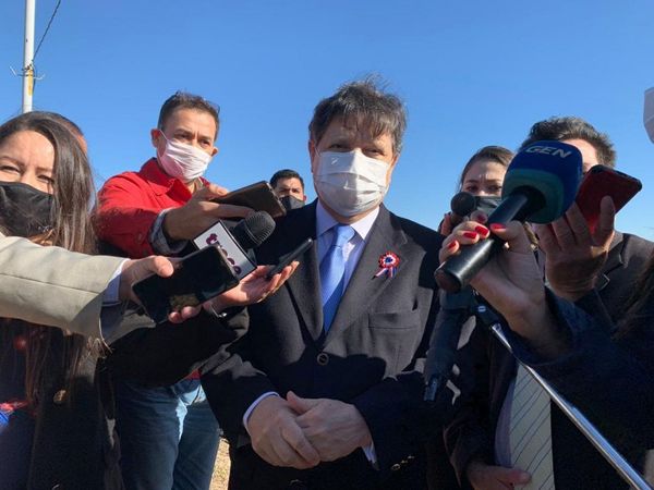 Acevedo anuncia reunión con la CEP para reapertura de iglesias