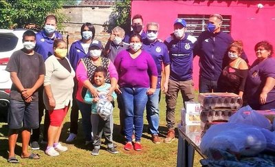 Jugadores de Sol realizan olla popular para familias vulnerables | Noticias Paraguay