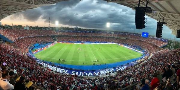HOY / Ningún estadio paraguayo postula para finales de los próximos tres años