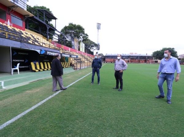 Ningún estadio reúne los requisitos para reiniciar el fútbol durante la pandemia