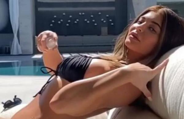Las imágenes de Kylie Jenner en bikini con las que muchas mujeres se han sentido identificadas - C9N