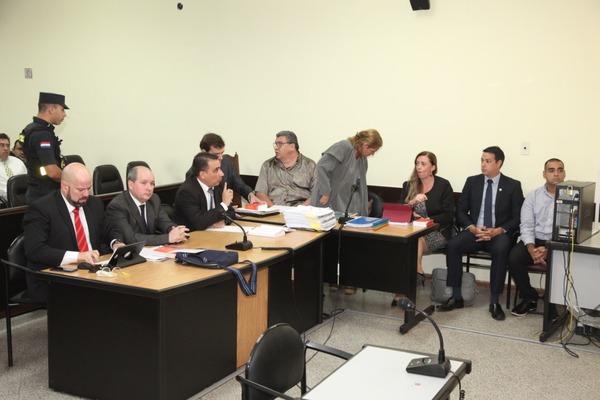 Carlos León vuelve a prisión - Judiciales.net