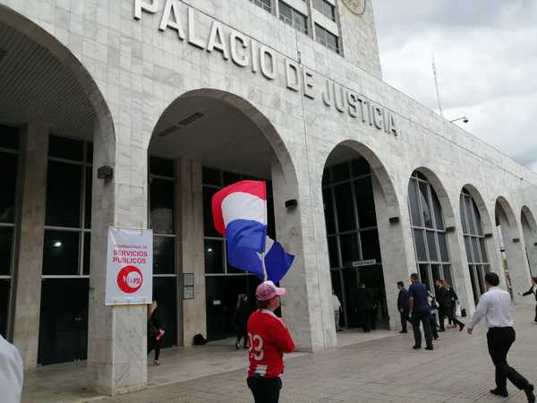 Funcionarios judiciales marcharán hasta el Congreso - Judiciales.net