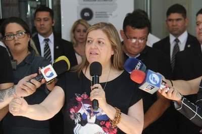 FGE respalda reclamo de fiscales y funcionarios - Judiciales.net