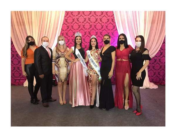 "Las chicas se turnaron para entrar": Fiscalía investiga elección de Miss - ADN Paraguayo