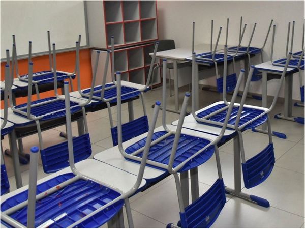 Padres se oponen a que el Estado subsidie solo a instituciones religiosas