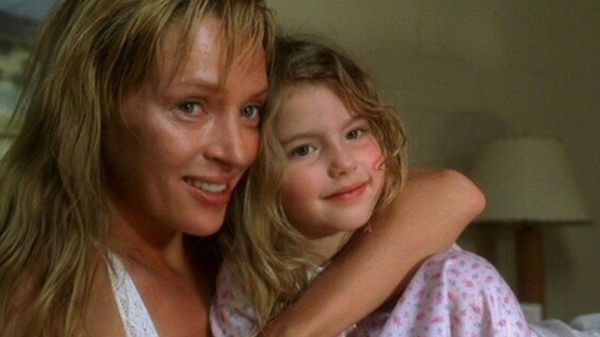 Madres de acción en series y películas